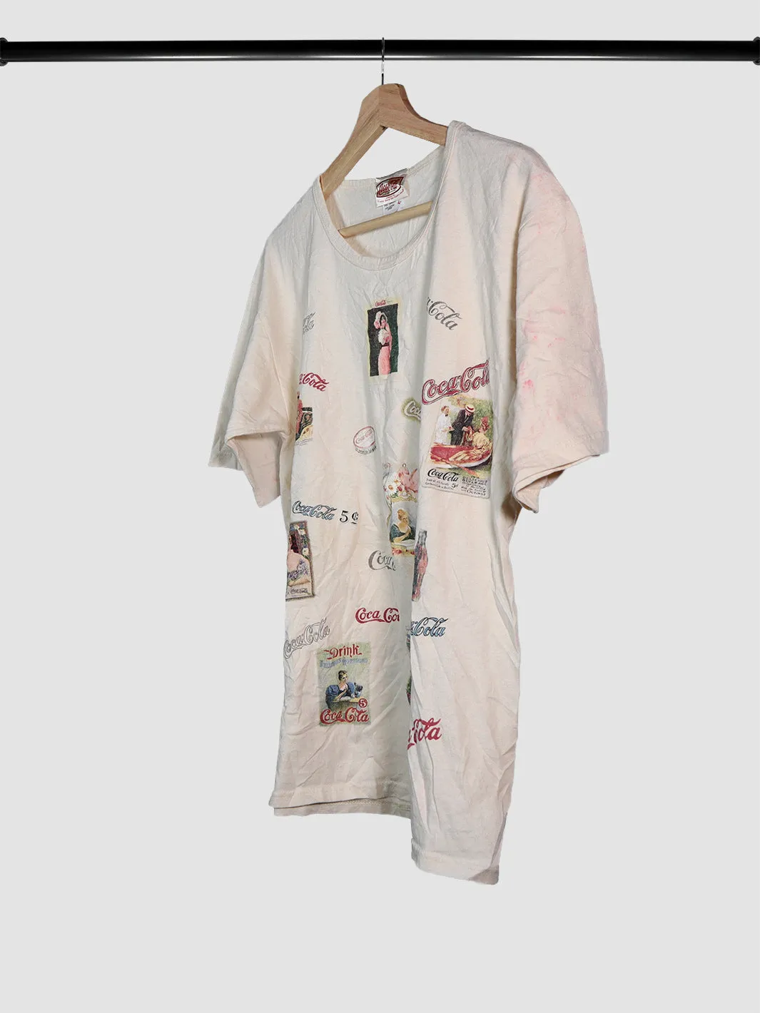 Coca-Cola Brand Merchandise All Over Print Logos Vintage T-Shirt (L)
