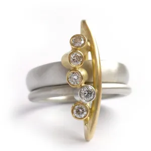 Contemporary platinum and 18ct yellow gold and diamond ring