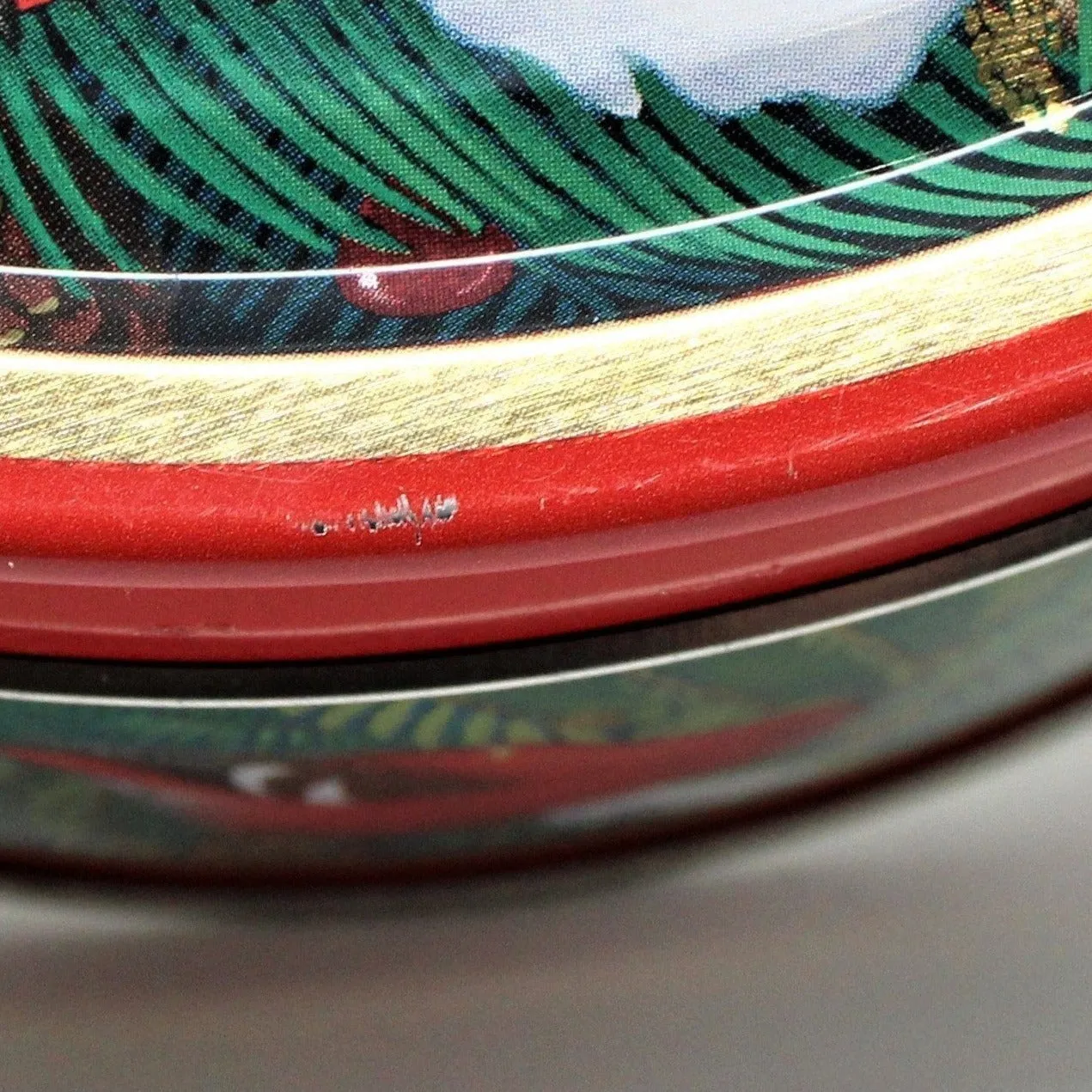 Gift Tin / Cookie Tin, Christmas Scarlet Tanagers, Red Birds, Vintage
