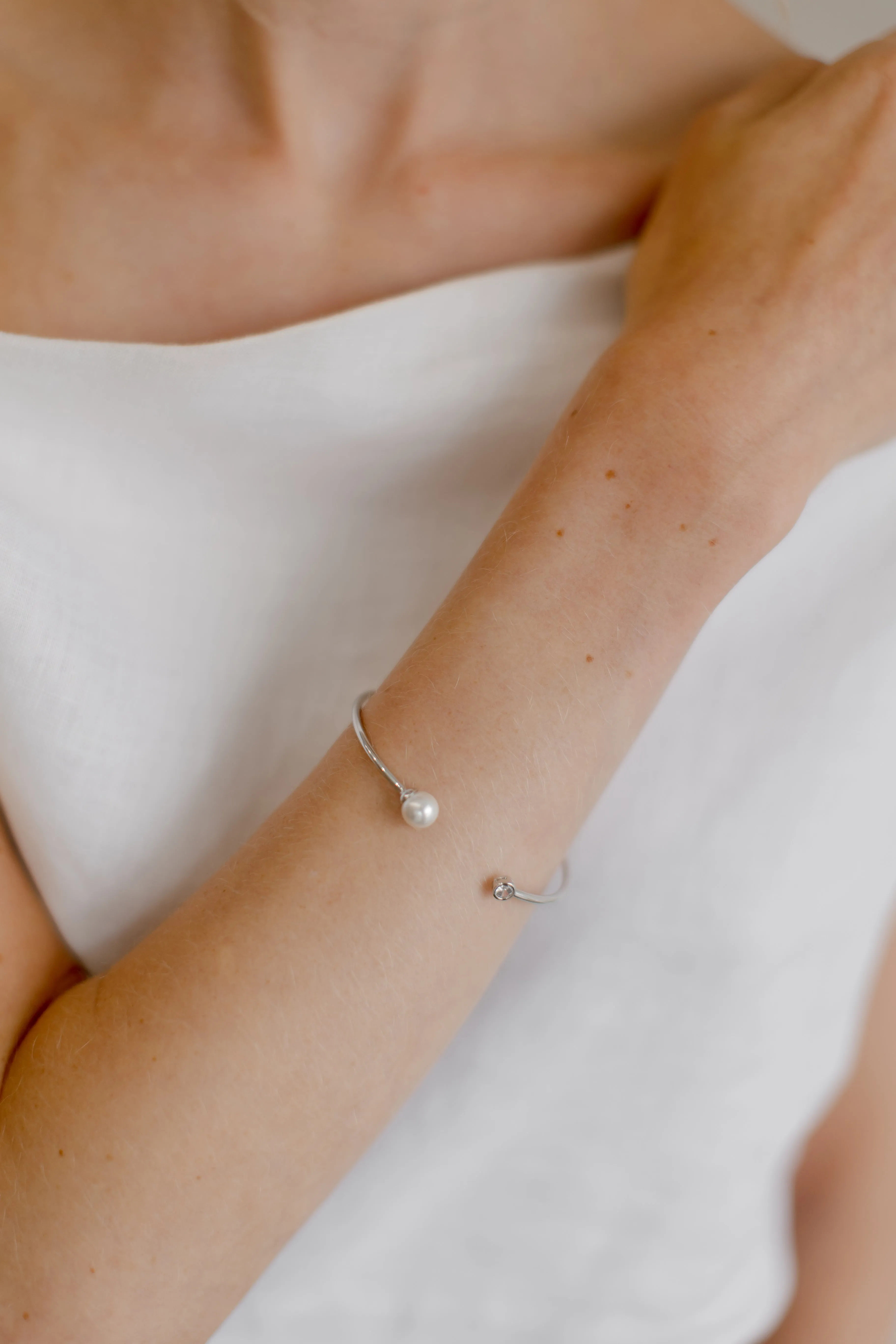 Olivia - Simple Pearl & Crystal Bridal Bangle Bracelet